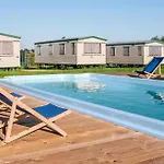 Awesome Home In Sarbinowo *